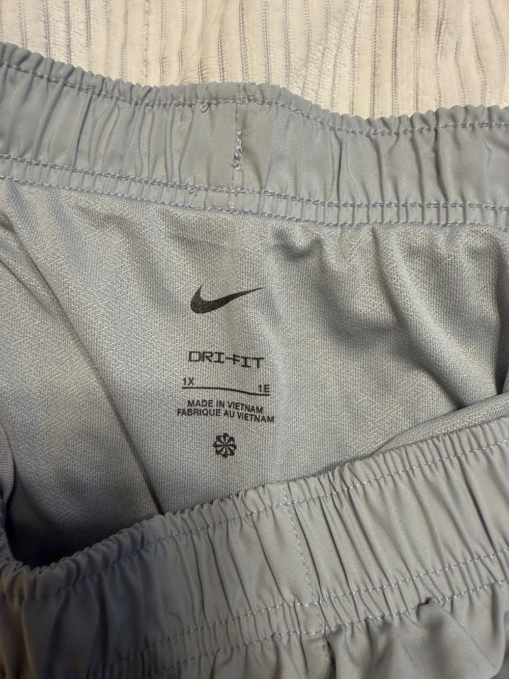 Nike Gray Dri-FIT Running Shorts - Picture 3 of 4